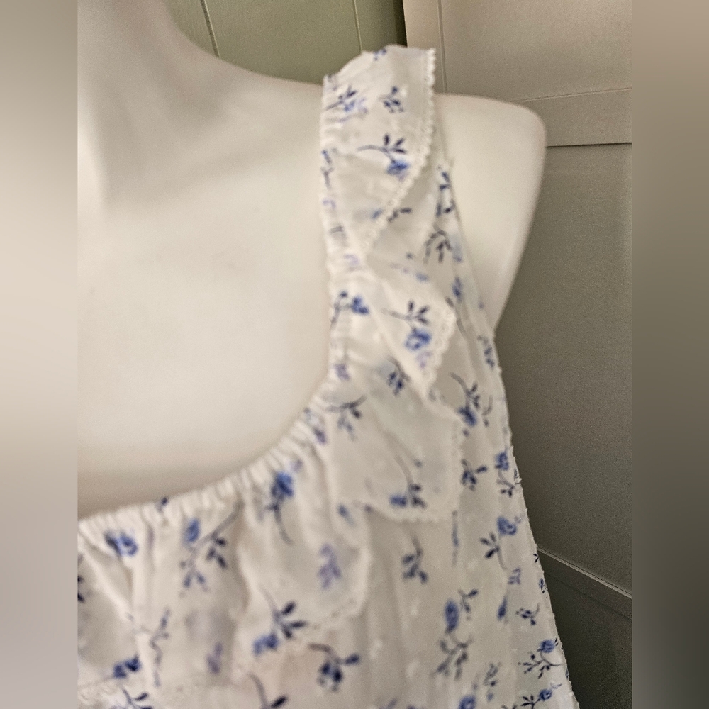 Eileen West White Nightgown with Blue Floral Print- Cotton NWT - Picture 3 of 8